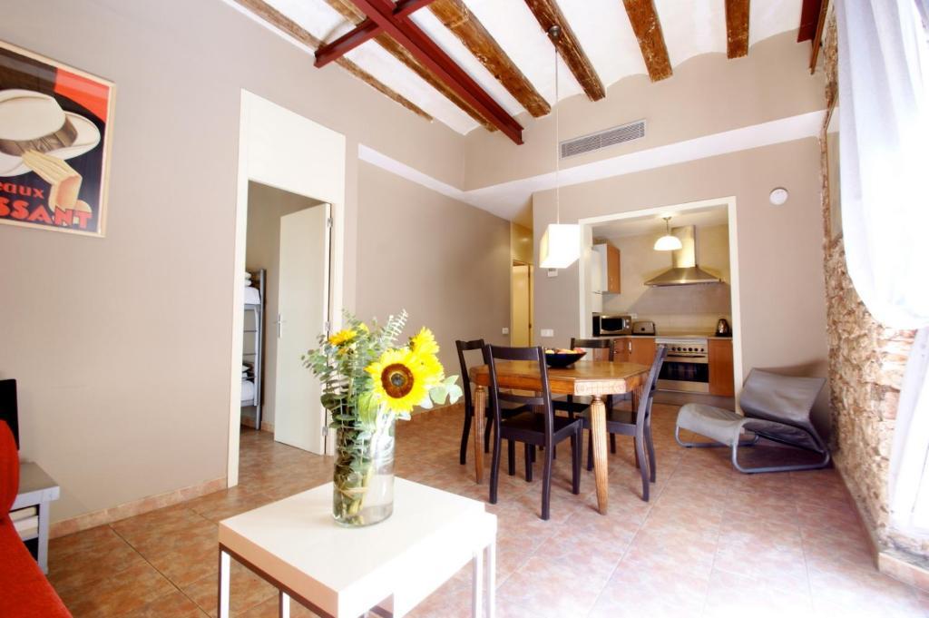 Apartment Deco Barcelona-born Apt. Barcelona